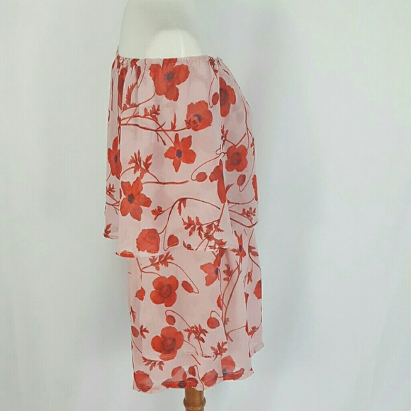 ⤵Missguided Floral Off The Shoulder Romper 6 NWT - Picture 6 of 7